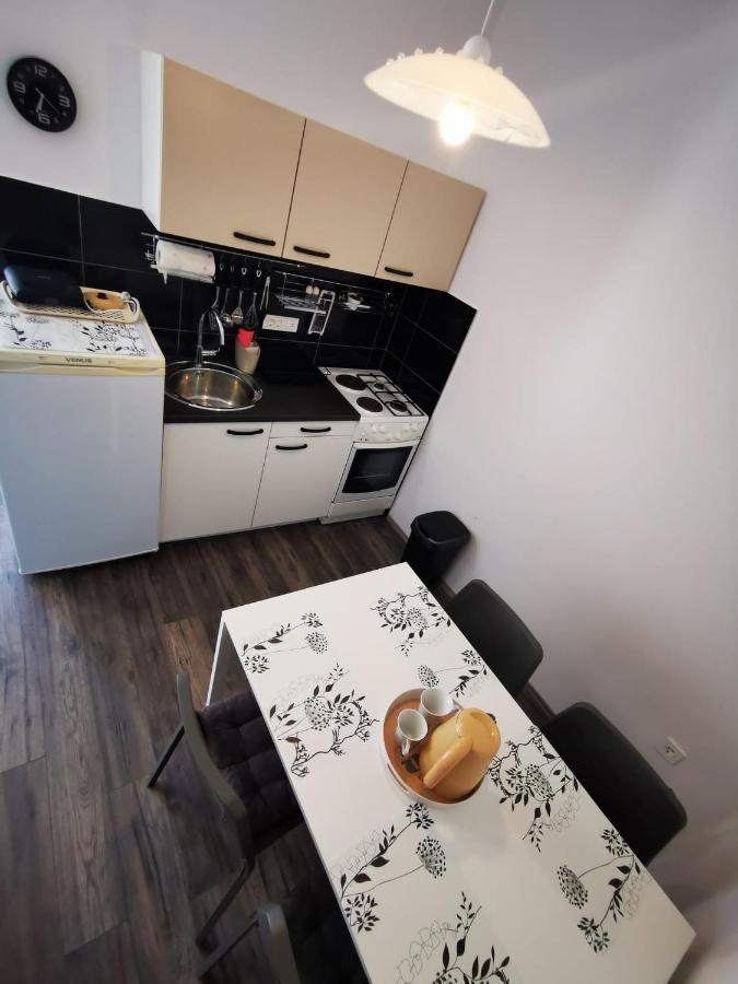 Отель Apartman Smokva Водице Экстерьер фото